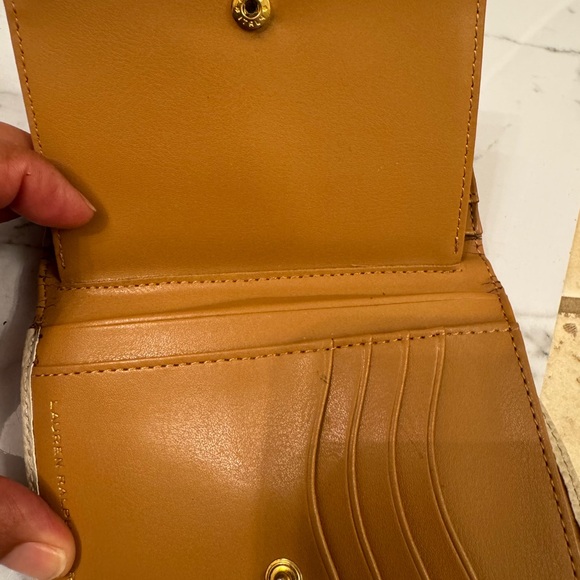 Ralph Lauren Cream and Gold Wallet - Picture 5 of 11
